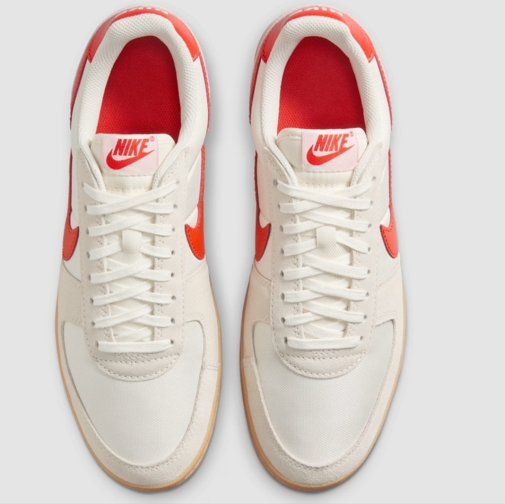 Nike Men's Field General Sneaker, Size 13 US, Retail Price $100.00 USD - Picture 3 of 16